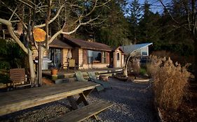 Halfmoon Haven Beach Cottage Or Oceanview Suite